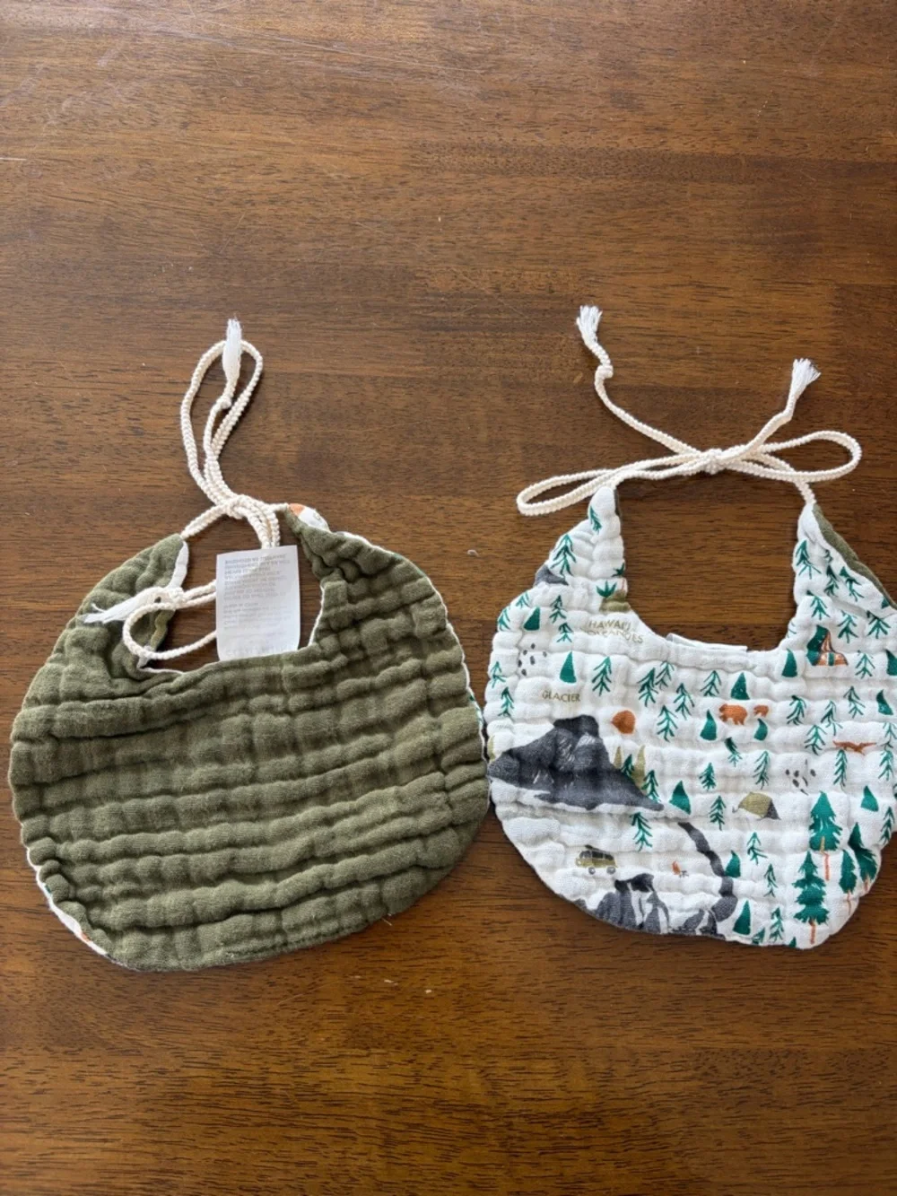 Clementine kids bibs - set of two